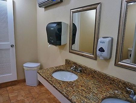 Winter Quarters Pasco Rv Resort - Campground Land O' Lakes Exterior photo
